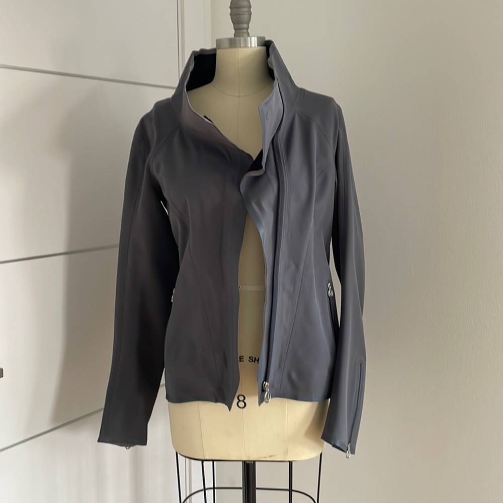 Lululemon Harmony soft shell jacket - rare!